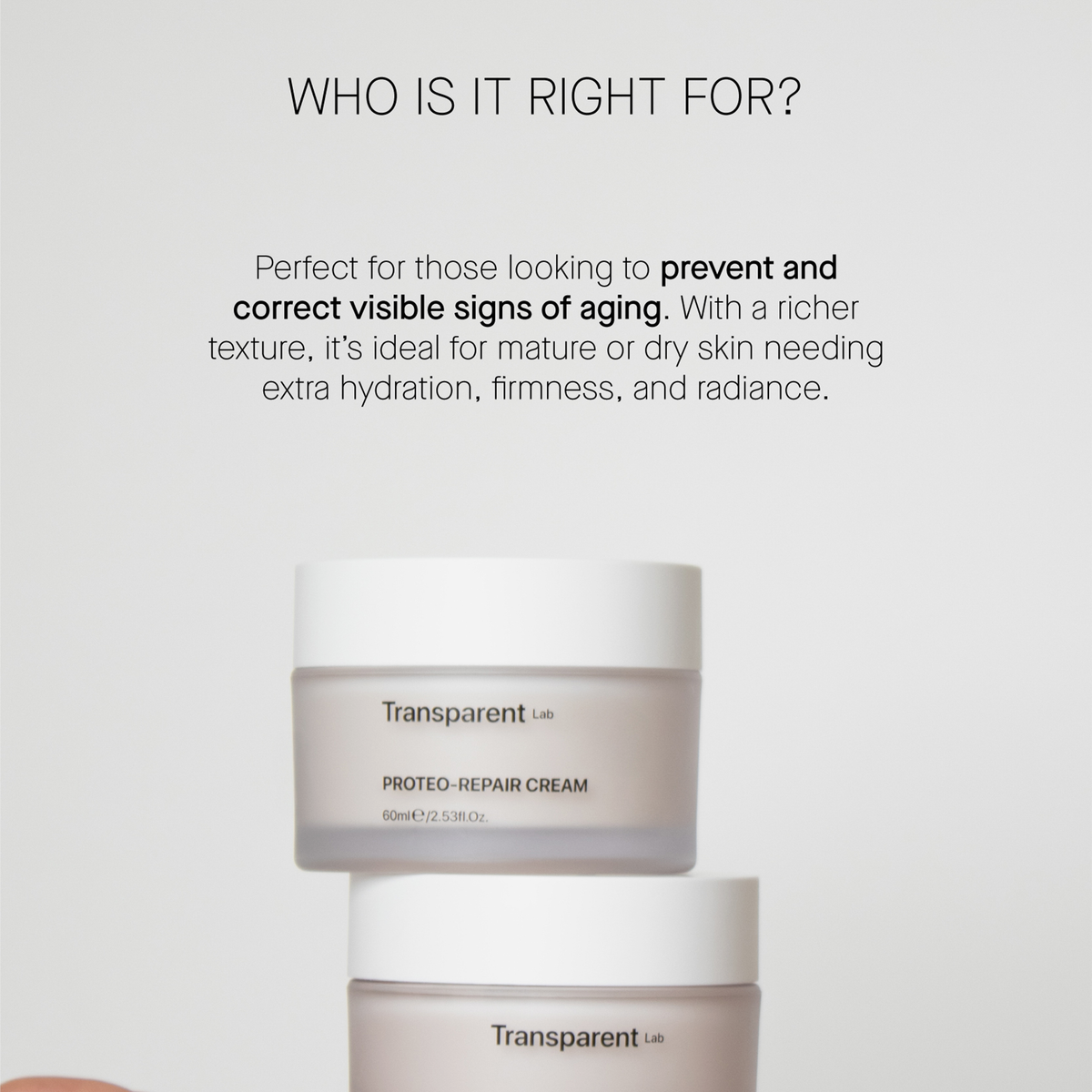 Zwei Tiegel der Transparent Lab Proteo-Repair Cream, ideal für alternde oder trockene Haut, auf einem schlichten Hintergrund.