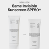 Zwei weiße Tuben: „Transparent Lab Invisible Sunscreen“ LSF 45 und LSF 50+, oben mit den Aufschriften „Same Invisible Sunscreen“ und „NEW LOOK“ versehen.