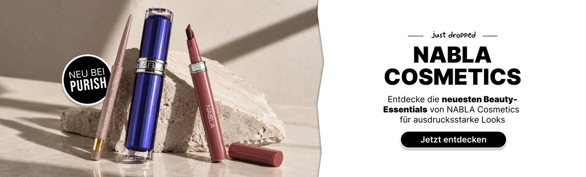 Lippenprodukte, präsentiert auf einem beigen Stein mit deutschem Werbetext für die neuen Produkte von Nabla Cosmetics bei Purish.