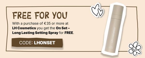 Aktion: Gratis LH Cosmetics Fixierspray bei einem Einkauf ab 45 €; Code LHONSET; Blumen und Sprühflasche abgebildet.