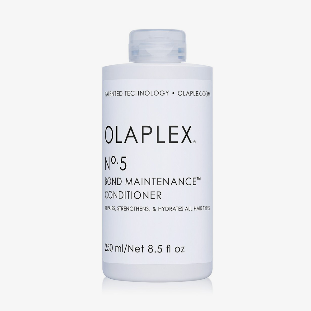 OLAPLEX  No.5 Bond Maintenance Conditioner 250 ml. Weißer Hintergrund.