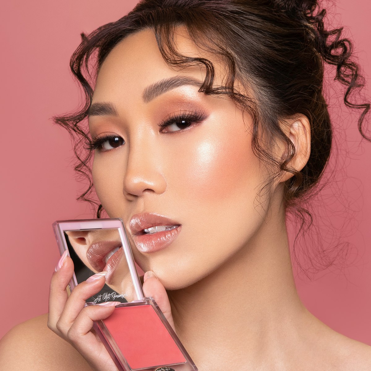 Dominique Cosmetics | Silk Tone Cream Blush Soft Pink