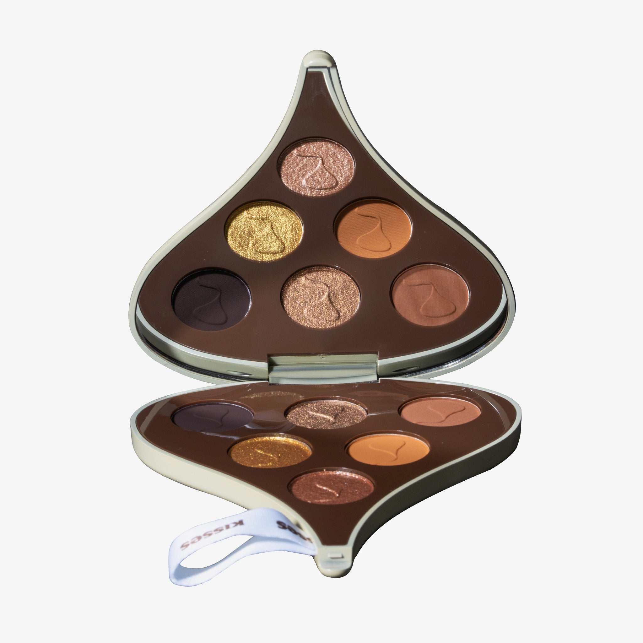 Glamlite Cosmetics Hershey's Kisses x Glamlite Milk Chocolate with Almonds Palette